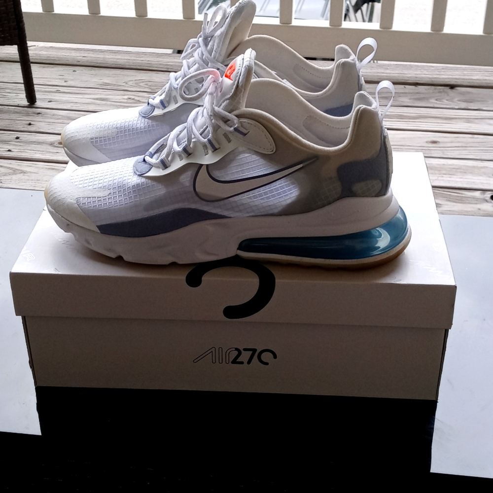 Air Max 270 React Se